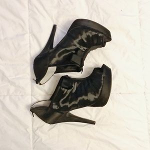 White by Vera Wang Mesh Heels